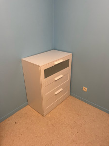 Photo de galerie - Un montage de meubles