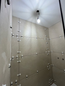 Photo de galerie - Faïence d’une douche , carrelage 60x120 