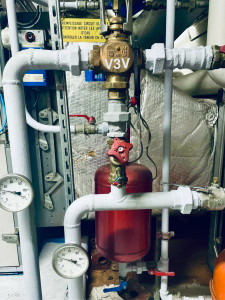 Photo de galerie - Serrage ou soudure, Je m'y connais mieux