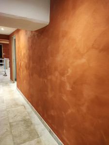 Photo de galerie - Mise en peinture badigeon de chaux