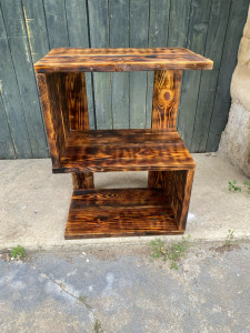 Photo de galerie - Fabrication meuble bois brûlé 