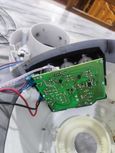 Photo de galerie - Réparation d'un robot de cuisine type blinder 