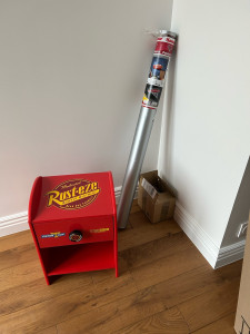 Photo de galerie - Montage d une table de nuit