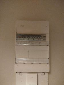 Photo de galerie - Installation et dépannage tableaux électriques
avec installation complète 