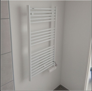 Photo de galerie - Sèche serviette électrique