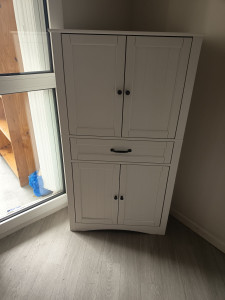 Photo de galerie - Montage placard . effectué sans problème. 