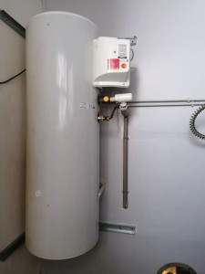 Photo de galerie - Vidange et changement de groupe de sécurité sur Chauffe Eau electrique