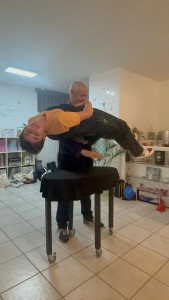 Photo de galerie - Des grandes Illusions,  de la Magie interactive, de la Magie sur musiques,  Magie poétique,  mentalisme, disparitions, Malle des Indes, ...
Autonomie complète. 
Pour tous événements familiaux ou d'entreprise...
budget facile.