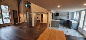 Photo de galerie - Cuisine / sol souple / lambris 