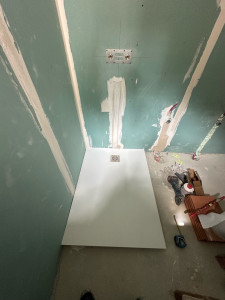 Photo de galerie - Pose bac à douche + platine de douche 