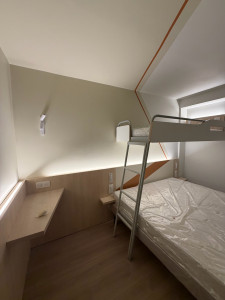 Photo de galerie - Rénovation : Chambre d’hôtel. 