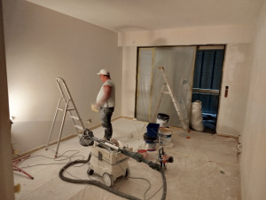 Photo de galerie - Rénovation d un appartement à Monaco ( ratissage, ponçage , peinture et peinture décoratif)