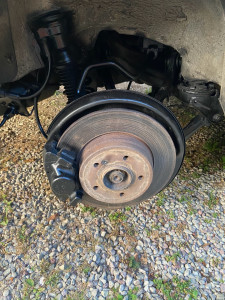 Photo de galerie - Changement plaquettes Mercedes avec peinture étrier 