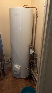 Photo de galerie - Chauffe eau 300l