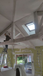 Photo de galerie - Peinture et mise au norme de l'ensemble d'une maison de plus de 100m2.