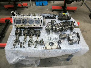 Photo de galerie - Réfection générale de moteur: coussinets, segmentation, rodage soupapes, joint de culasse, distribution... 