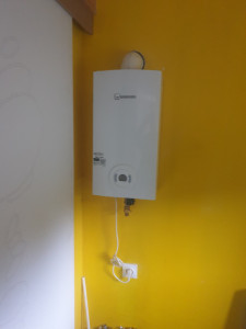 Photo de galerie - Pose chauffe eau gaz