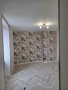 Photo de galerie - Sol, papier peint , peinture