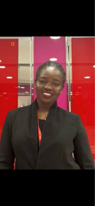 Photo de galerie - Souriante 