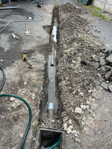 Photo de galerie - Débouchage et changement d’un tuyau en pvc pour évacuation wc 