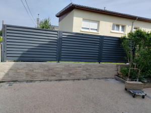 Photo de galerie - Pose claustra et habillage muret 