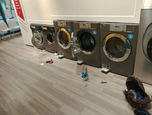 Photo de galerie - Machine a laver et visuelles 
