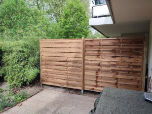 Photo de galerie - Pose de clôture en bois (style claustra )