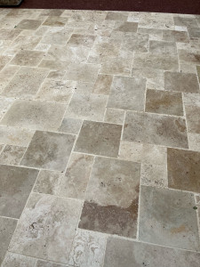 Photo de galerie - Travertin opus 4 format 