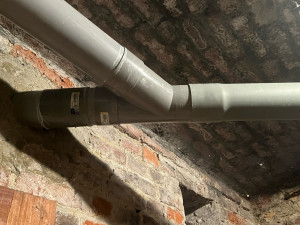 Photo de galerie - Remplacement, Y 