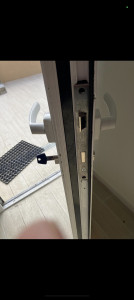 Photo de galerie - Installation d'une serrure monopoint renforcé. 