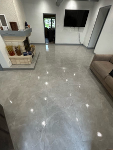 Photo de galerie - Pose sur l’ancien carrelage 60/120