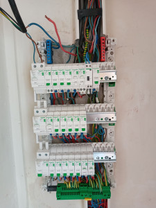 Photo de galerie - Bricolage et multi services