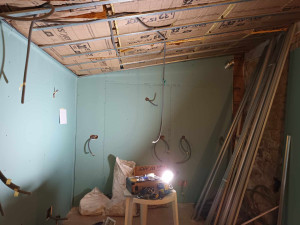 Photo de galerie - Plaquage et isolation d'une cuisine en Bretagne 