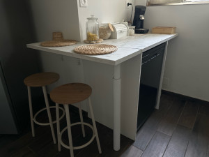 Photo de galerie - Conception d’un petit bar et meuble lave vaisselle 