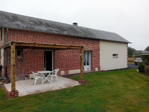 Photo de galerie - Dejointage et’rejointage de briques mise en place d’huile de lin et essence de térébenthine 