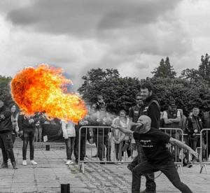 Photo de galerie - Cracheur de feu 