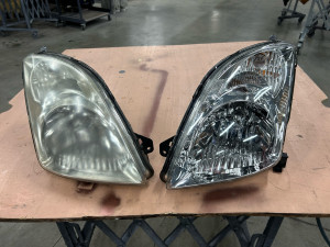 Photo de galerie - Phare rénové comme neuf 	•	Avant / après impressionnant 	•	Clarté retrouvée immédiatement 	•	Rénovation rapide et efficace 	•	Phare jauni redevenu transparent 	•	Résultat pro en 30 minutes 	•	Visibilité améliorée instantanément