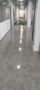 Photo de galerie - Nettoyage de salle dans un établissement 