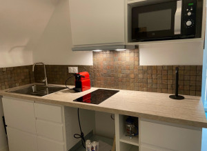 Photo de galerie - Pose d’une petite cuisine