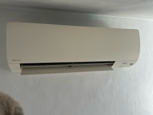 Photo de galerie - Entretien climatisation daikin 