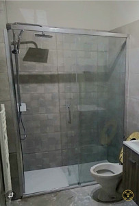 Photo de galerie - Modification baignoire en douche (après)