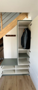 Photo de galerie - Meuble à chaussures, penderie