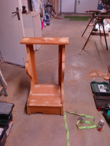 Photo de galerie - Restauration d'un petit meuble 