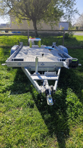 Photo de galerie - Livraison d'une table ! (Je dispose également d'une remorque bagagère si besoin)