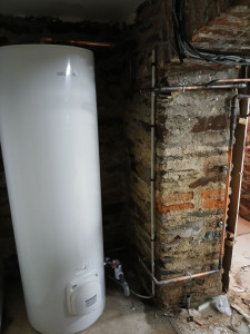 Photo de galerie - Pose et raccordement d un chauffe eau 300l
