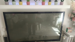 Photo de galerie - Installations de meubles, étagères murales, portes, hifi...