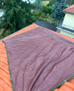 Photo de galerie - Bâchage d’urgence à cause de grêle 