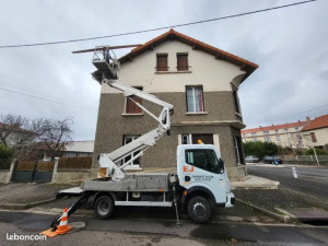 Photo de galerie - Et des interventions avec Nacelle quand c’est nécessaire