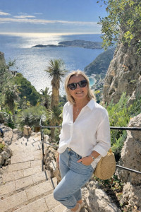 Photo de galerie - Hallo voisin ? Je propose des heures de ménage à domicile, avec soin et sérieux, sur Peymeinade et les environs (CESU). Si jamais tu entends quelqu’un chercher, tu peux lui parler de moi. Merci beaucoup ? 