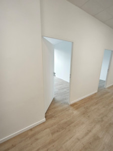 Photo de galerie - Pose de parquet avec soin 